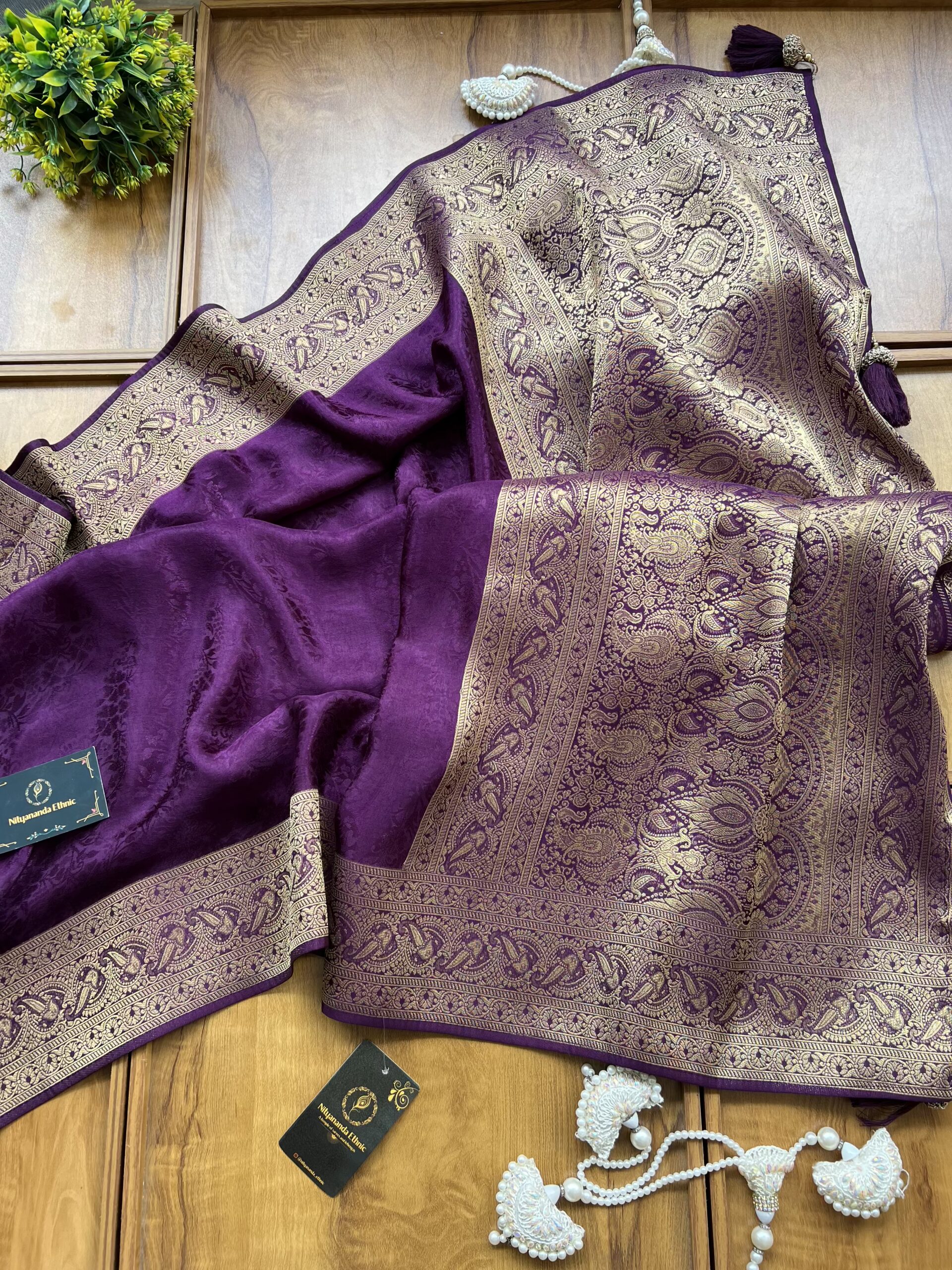 Purple Self Design Silk Saree - Image 3