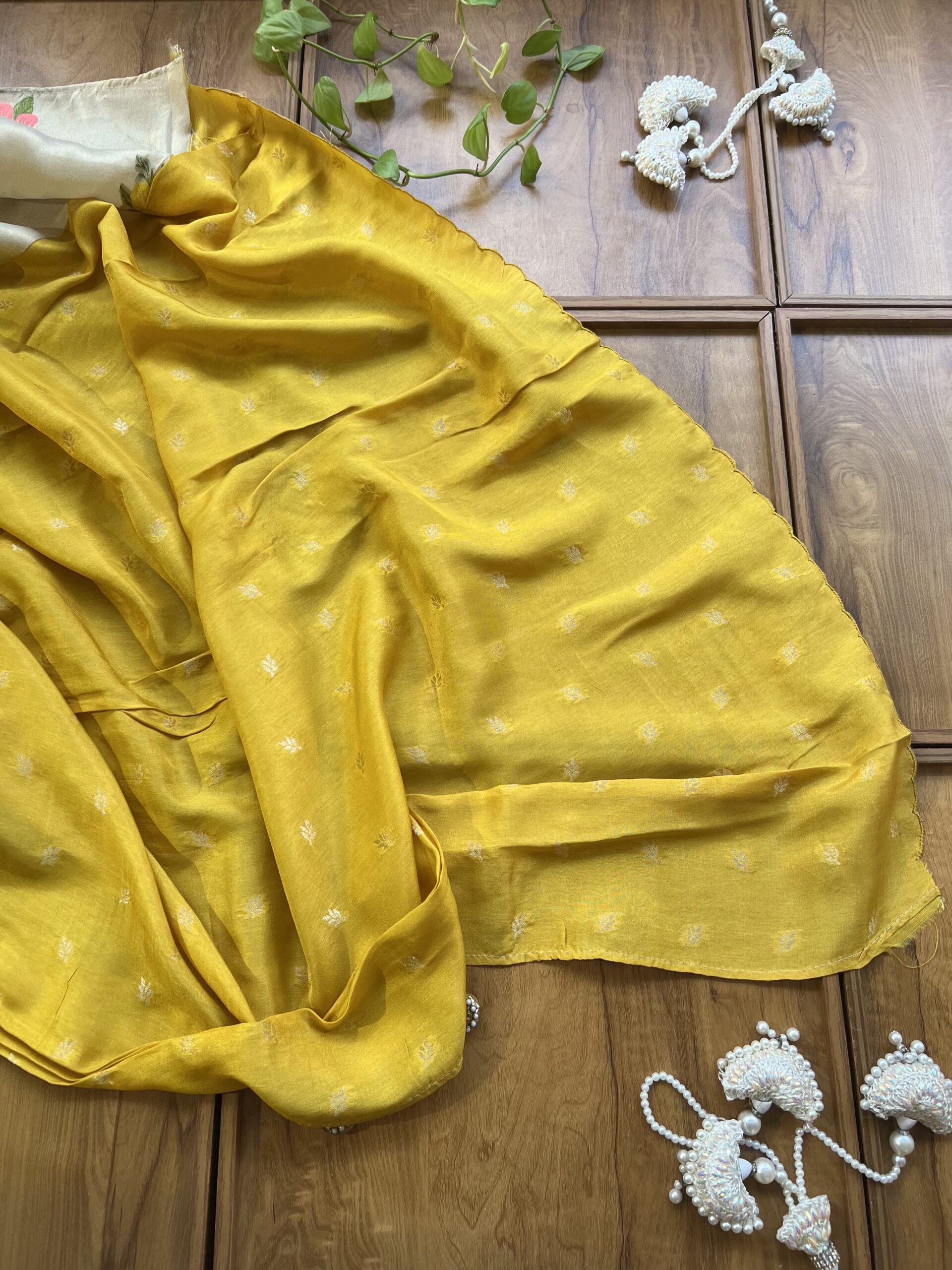 Ivory Cosmos Silk Saree with Multicolor Resham Flower Bootas - Image 7