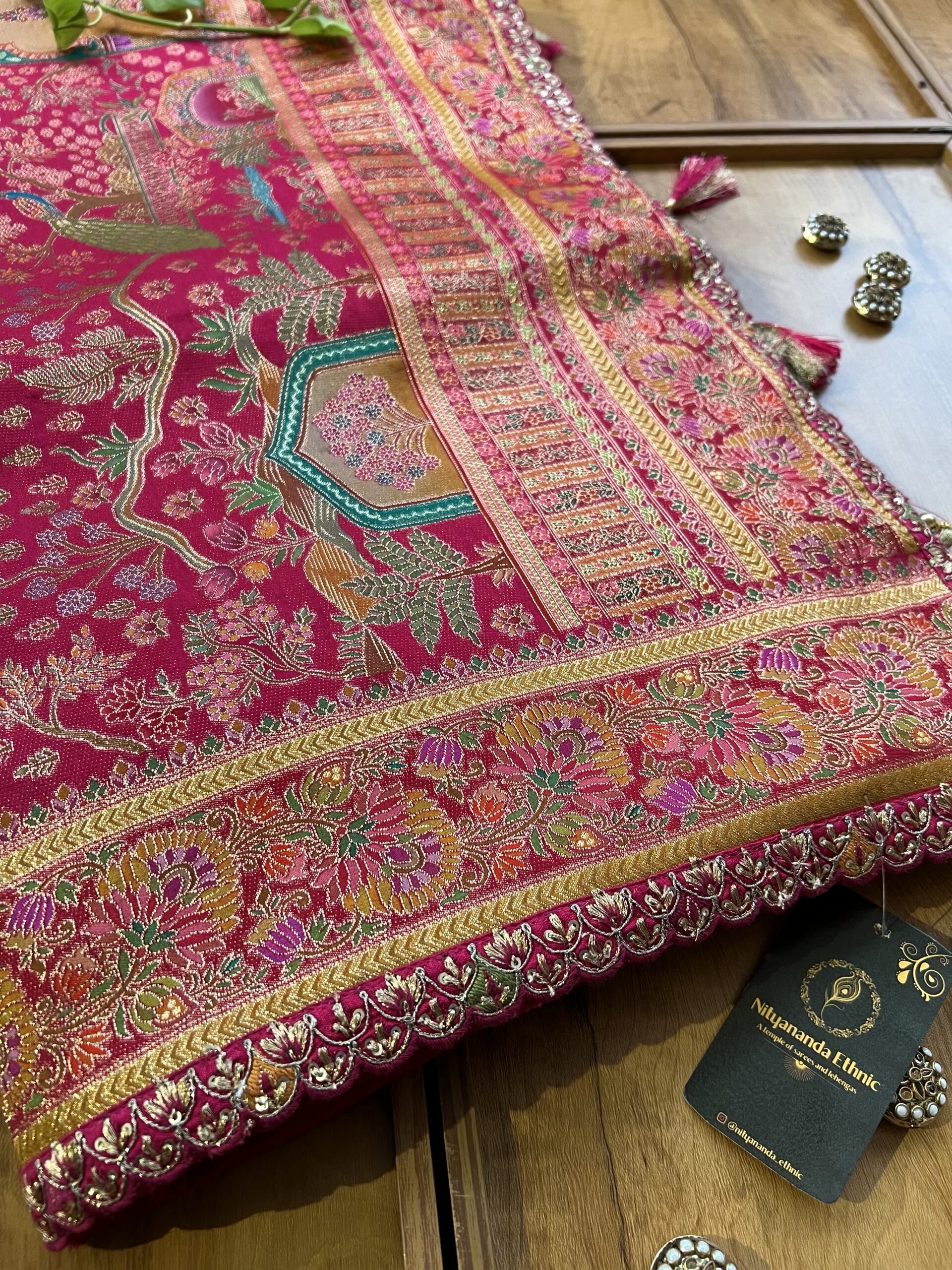 Magenta Maheshwari Silk Half & Half Saree with Khaddi Rangkaat & 3D Artwork - Image 2