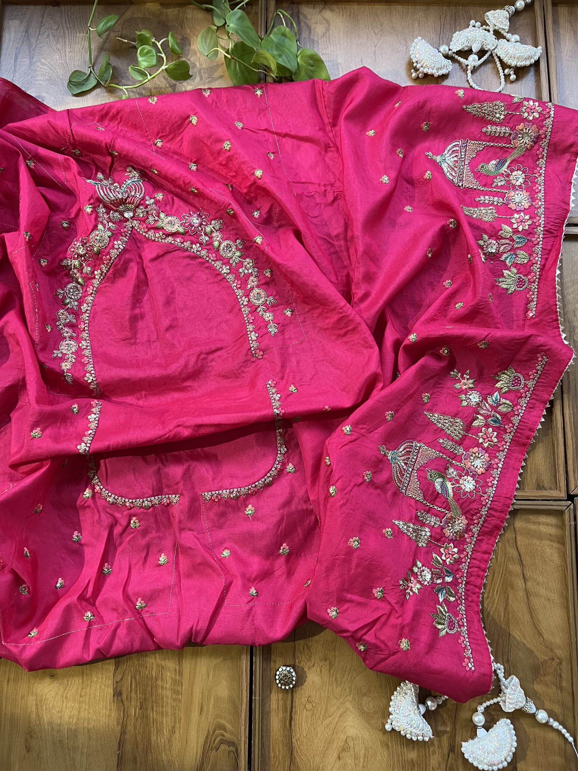 Magenta Maheshwari Silk Half & Half Saree with Khaddi Rangkaat & 3D Artwork - Image 6