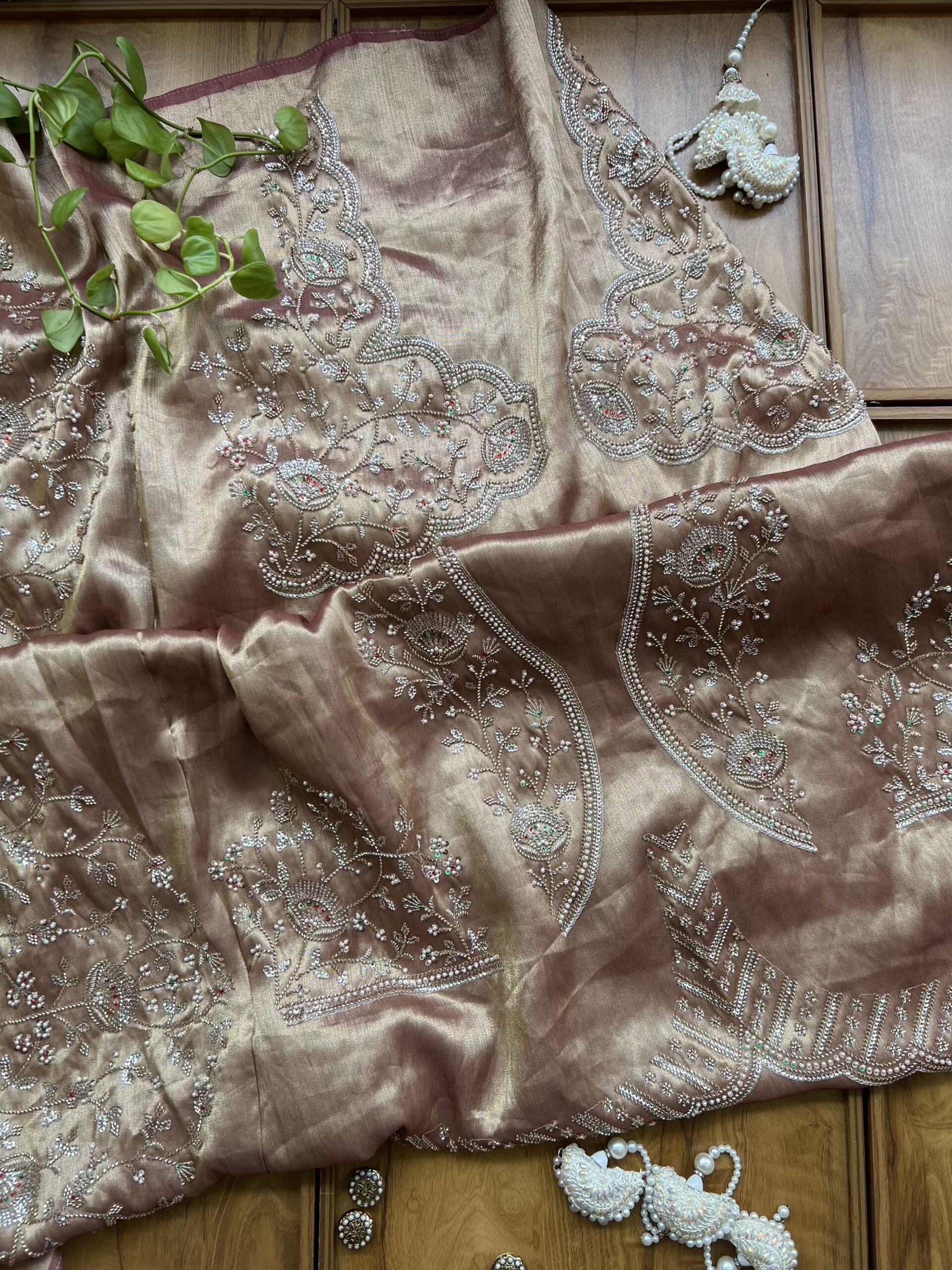 Gold Copper Ombre Tissue Silk Heavy Bel Jaal Saree - Image 7