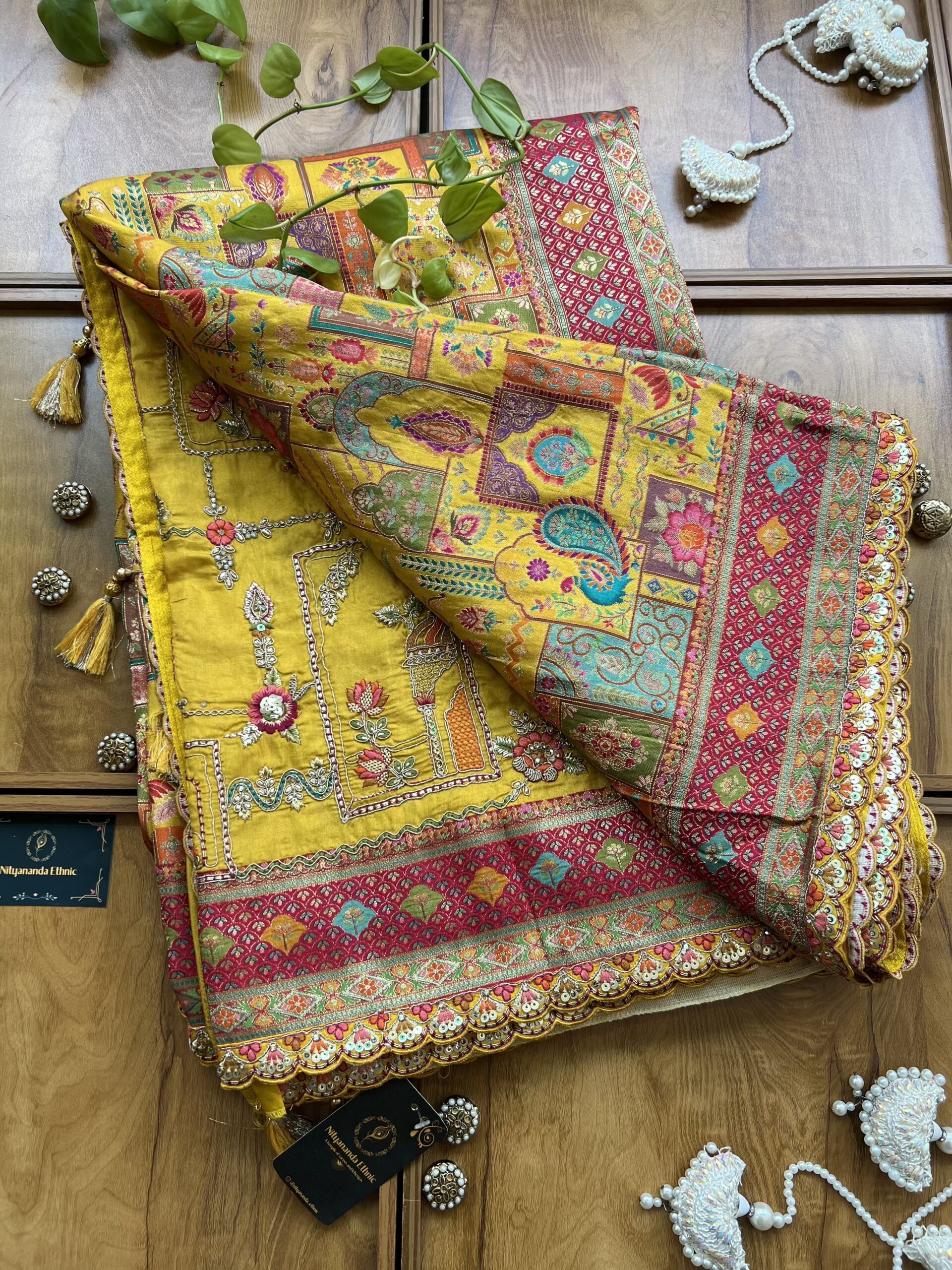 Mustard Maheshwari Silk Half & Half Saree with Khaddi Rangkaat & 3D Artwork - Image 3