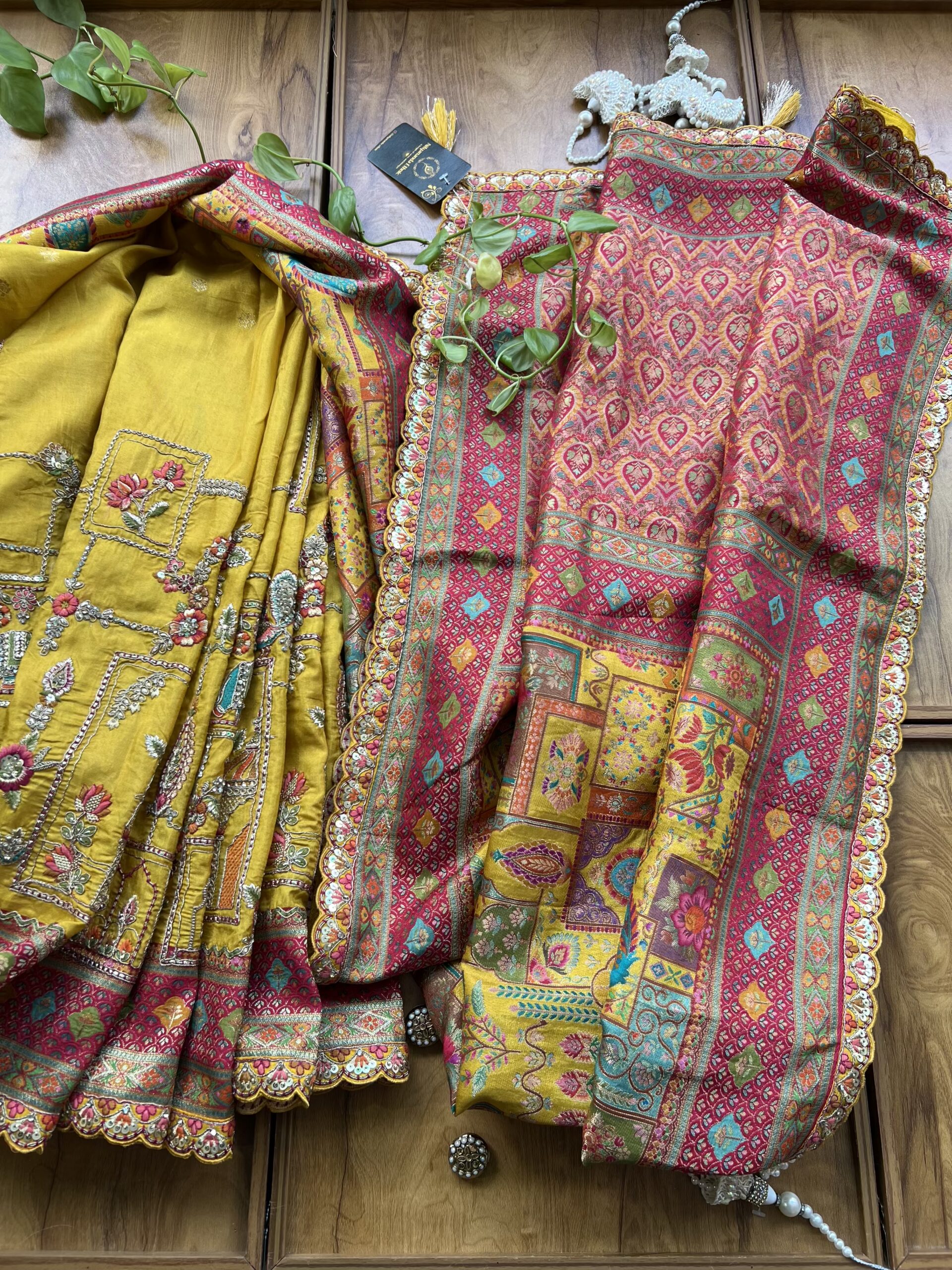 Mustard Maheshwari Silk Half & Half Saree with Khaddi Rangkaat & 3D Artwork - Image 4