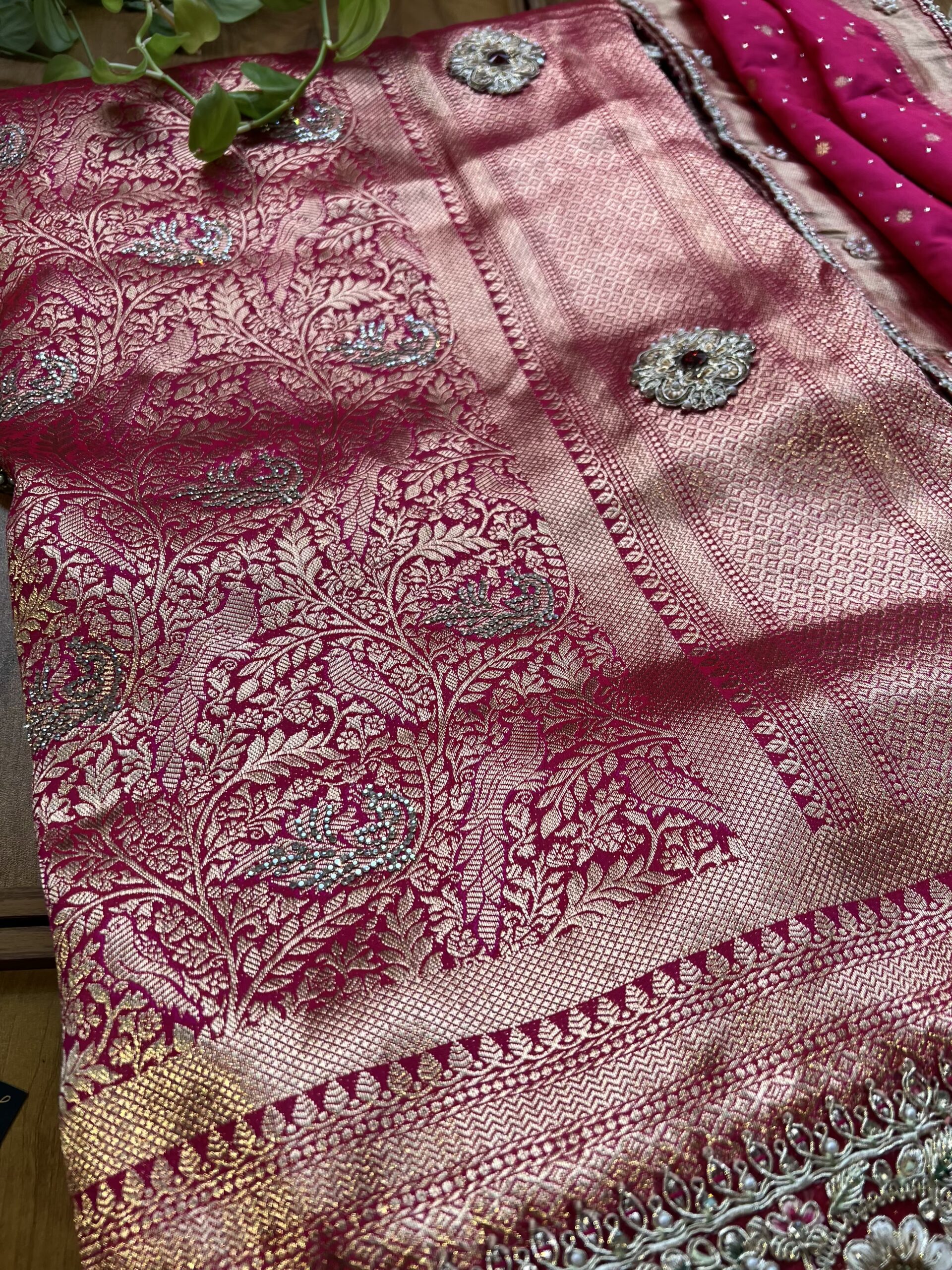 Magenta Banarasi Bridal Saree with Heavy Embroidery Border & Dupatta - Image 4