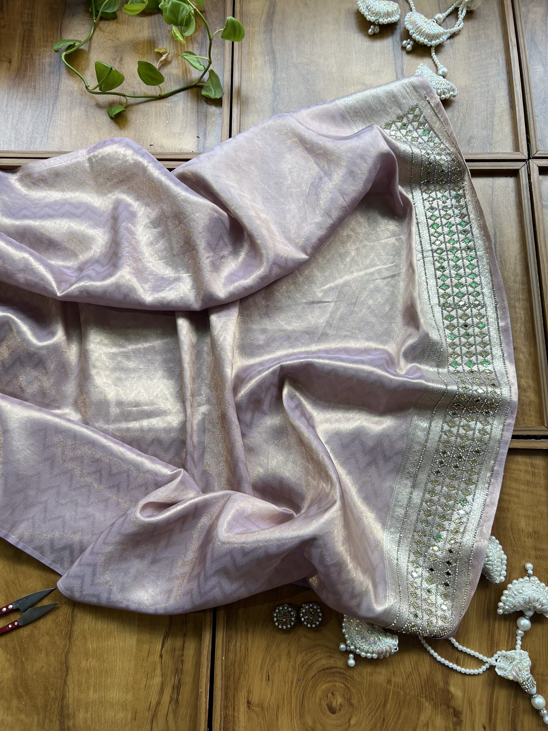 Lavender Woven Silk Saree with Mirror Border & Barfi Cutwork - Image 6