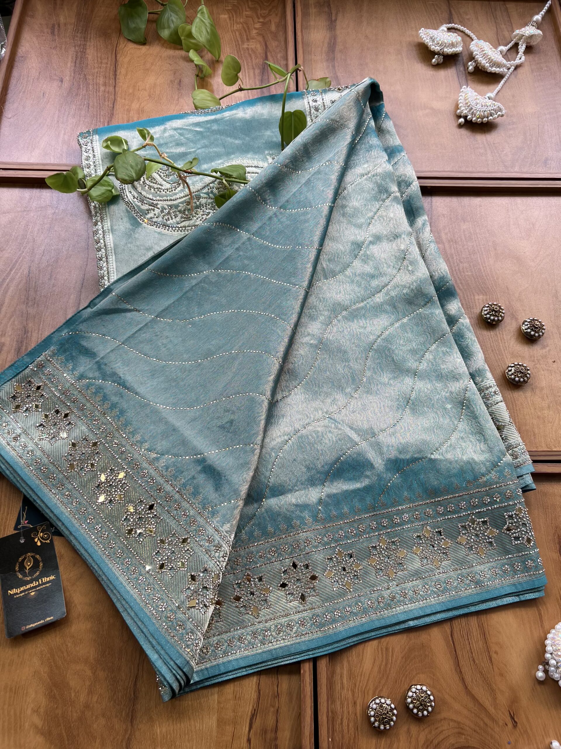 Ocean Blue Woven Silk Leheriya Saree with Mirror Border & Petal Cutwork - Image 4