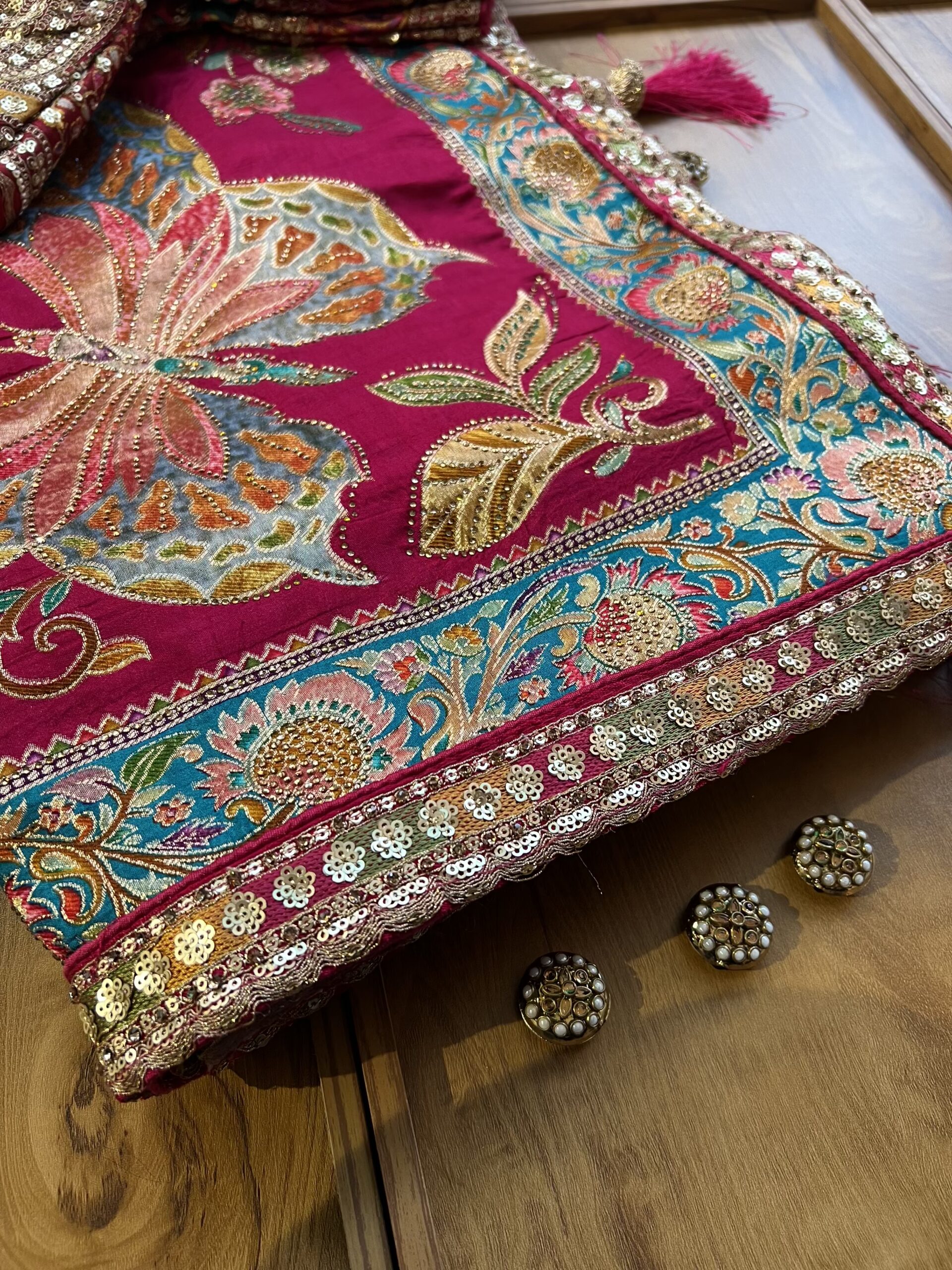 Rani Maheshwari Silk Khaddi Rangkaat Saree with Stitched Blouse - Image 2