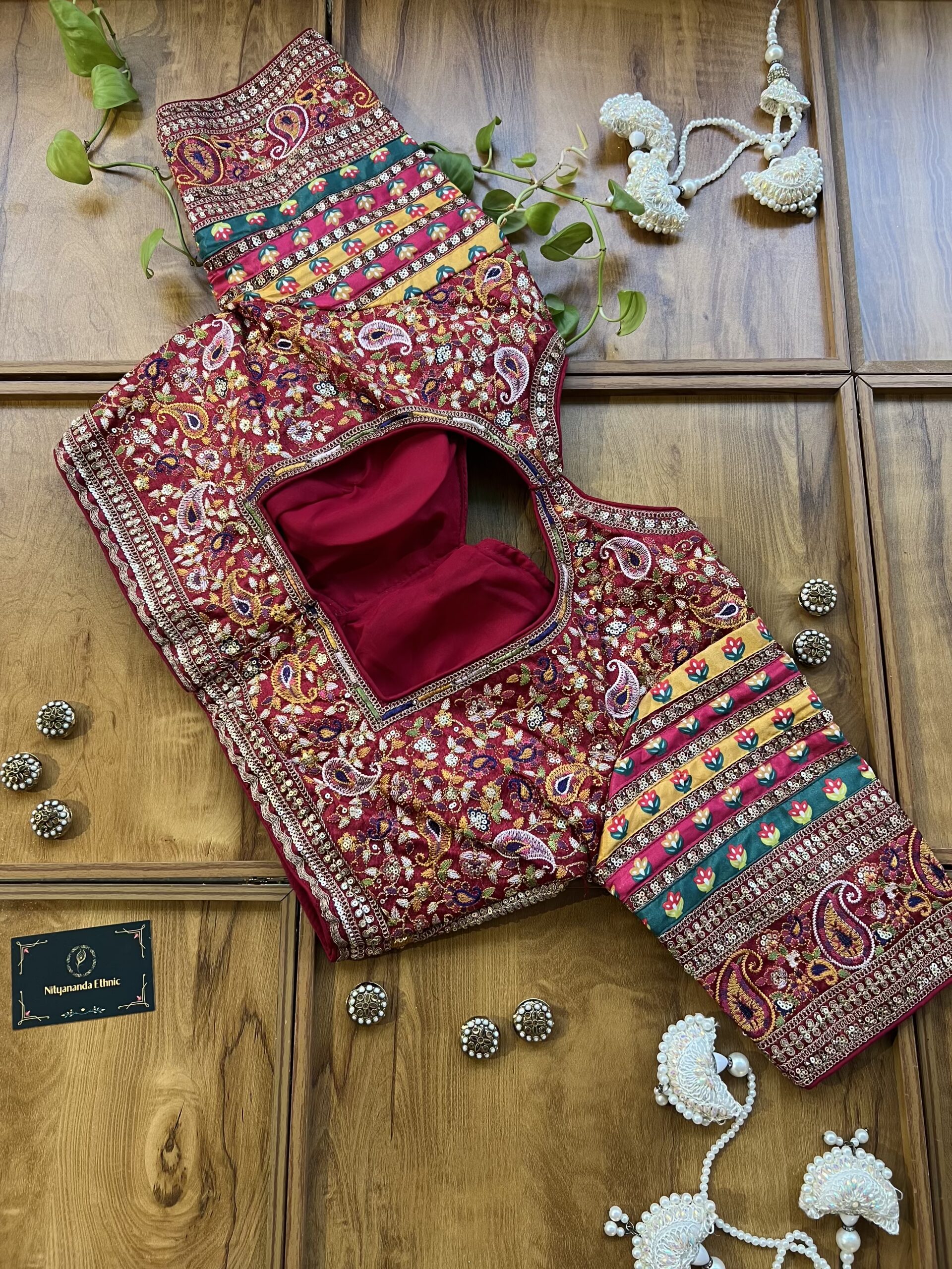 Rani Maheshwari Silk Khaddi Rangkaat Saree with Stitched Blouse - Image 8