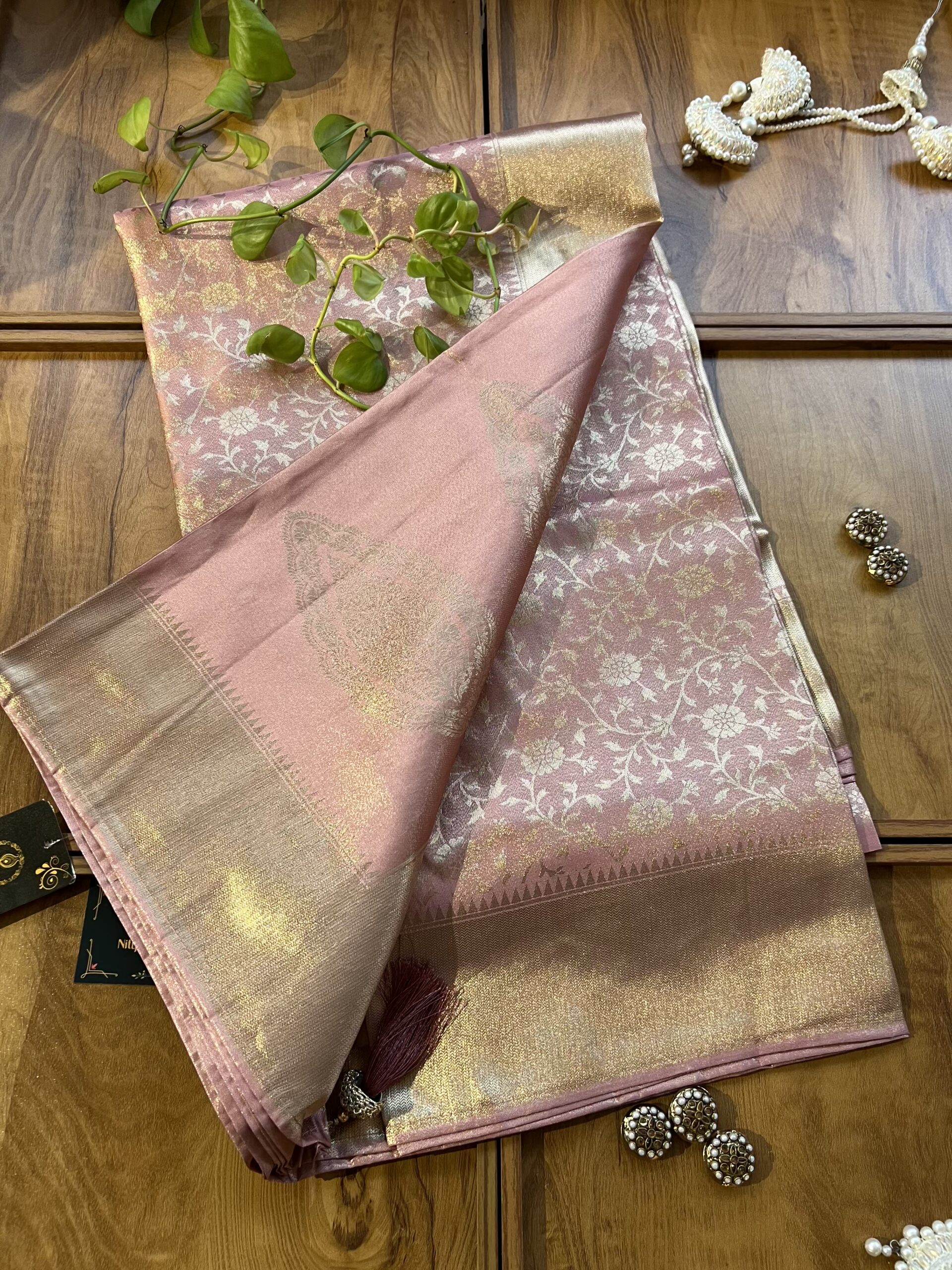 Peach Silk Motifs Artwork Woven Saree - Image 4