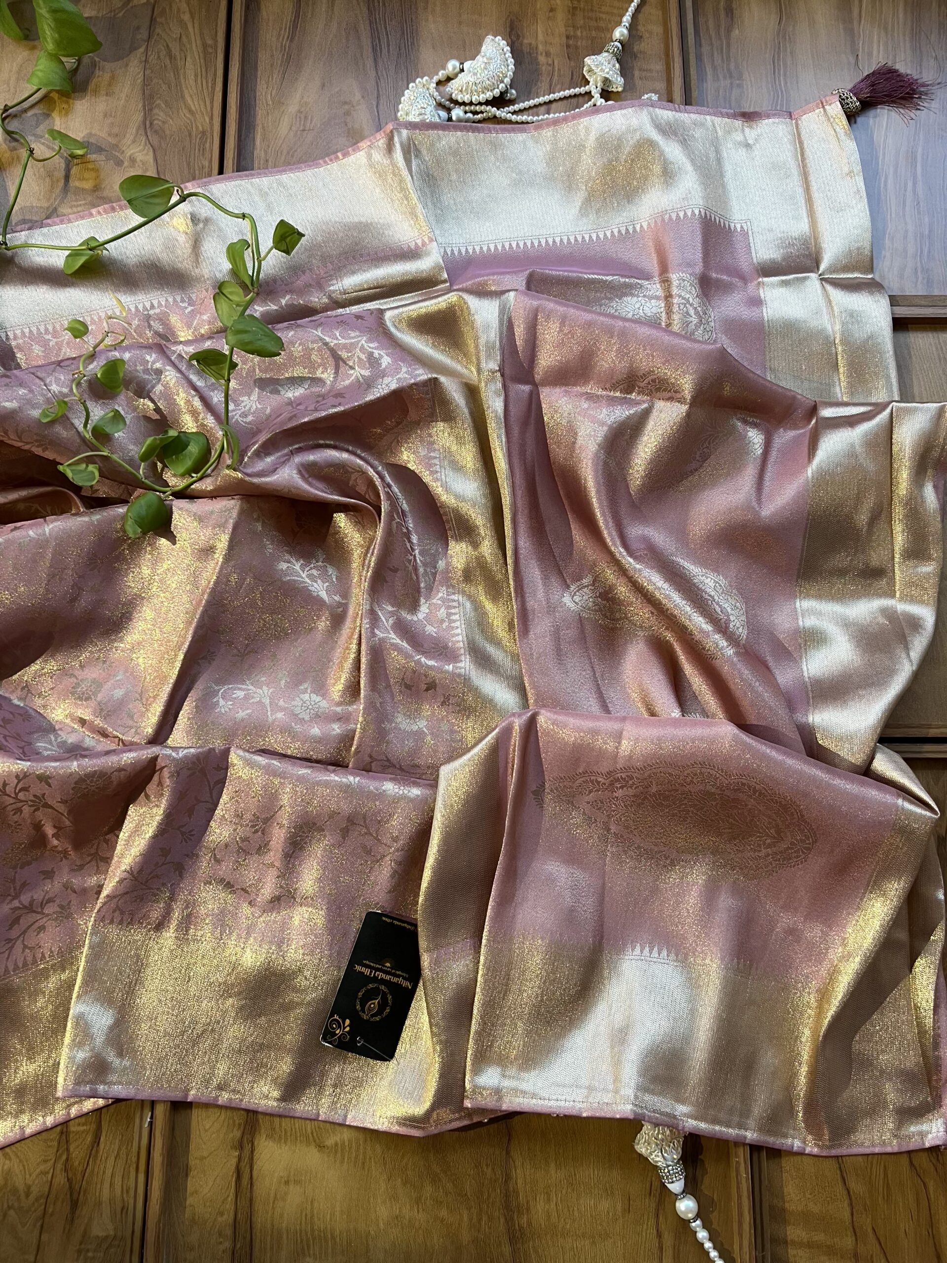 Peach Silk Motifs Artwork Woven Saree - Image 5