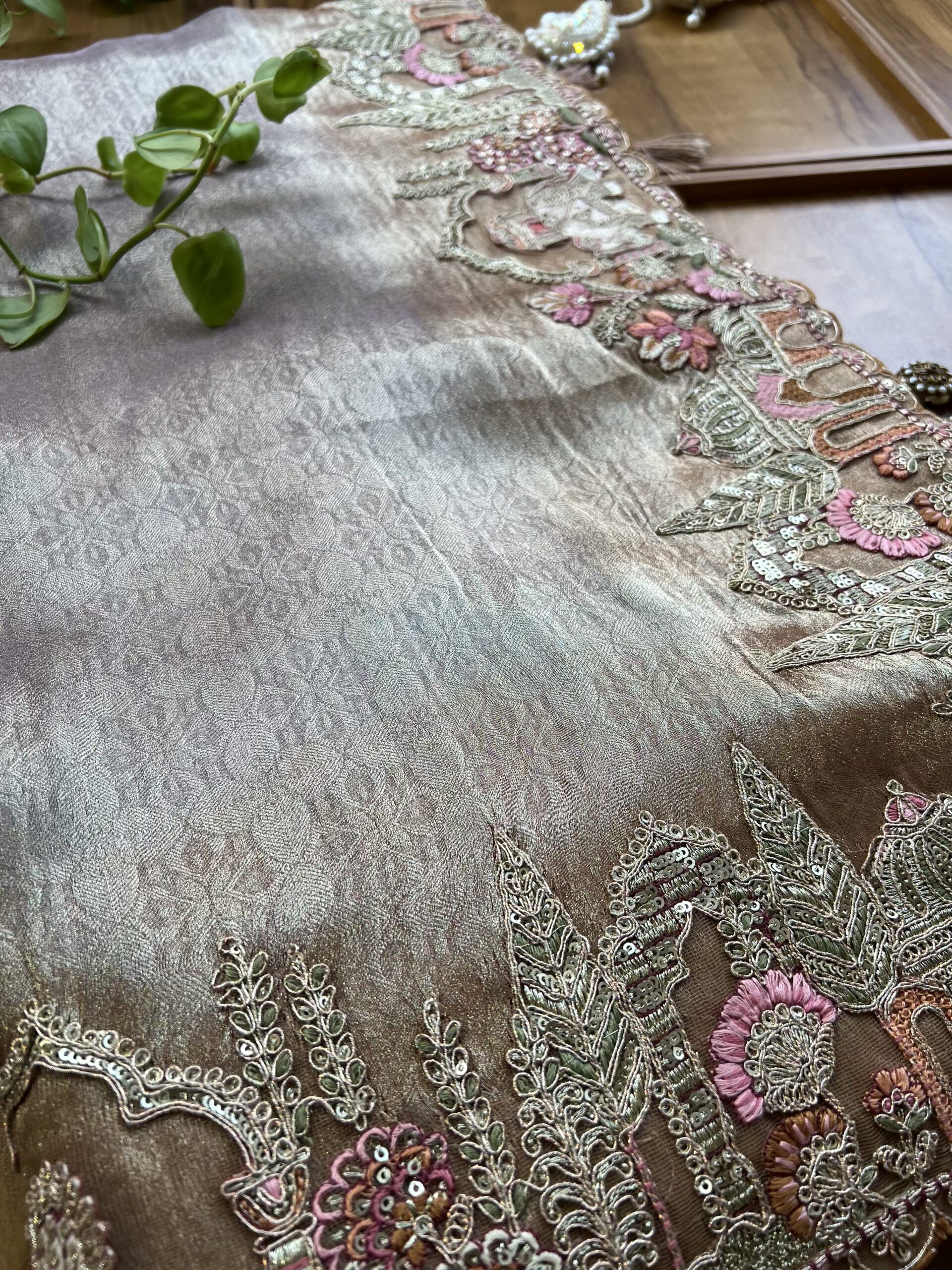 Copper Gold Ombre Self Cosmos Silk Saree with 3D Bagh Landscape Artwork - Image 4