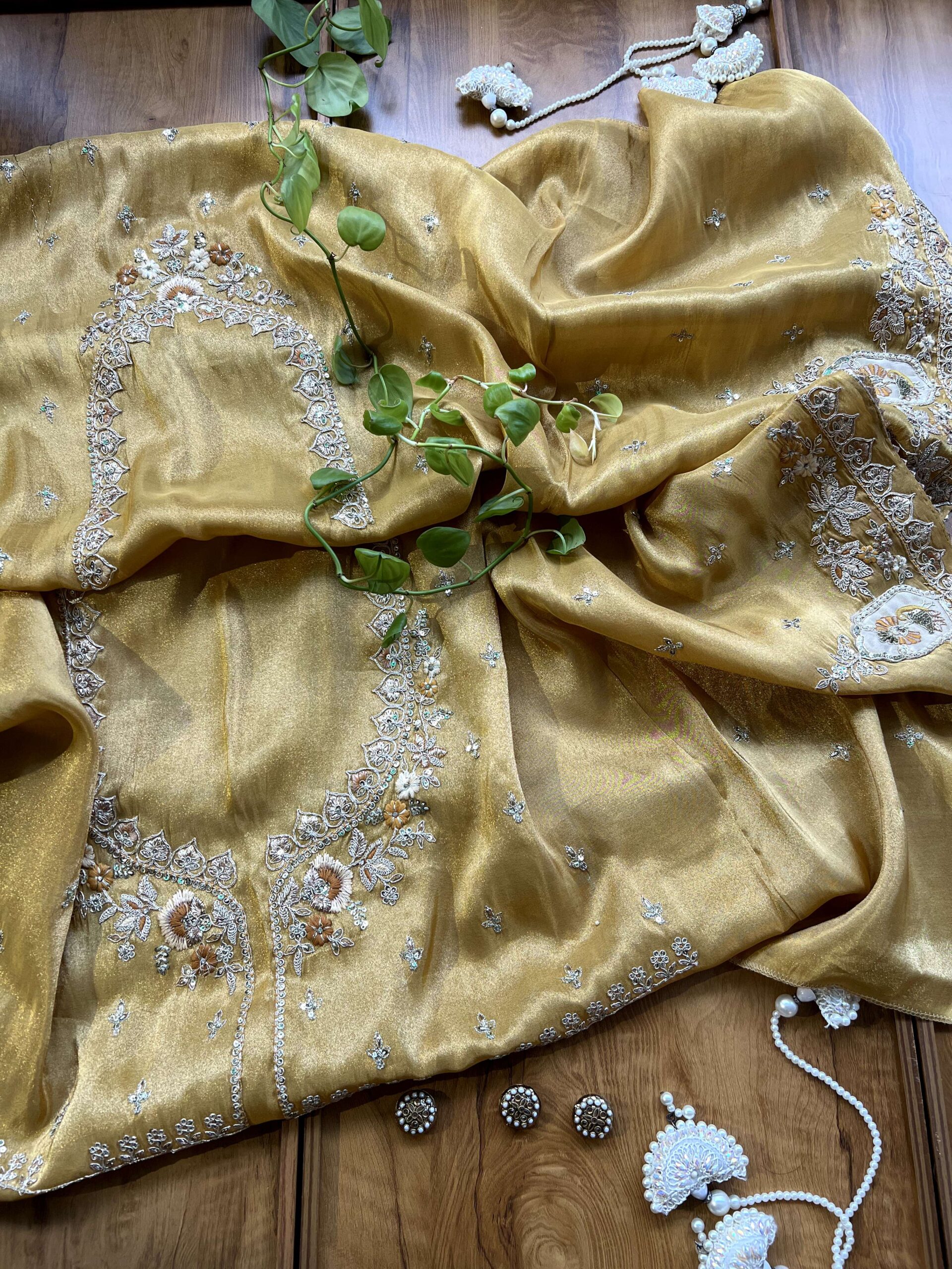 Beige Golden Dora Silk Reverse Weaving 3D Heavy Embroidery Border Saree - Image 5