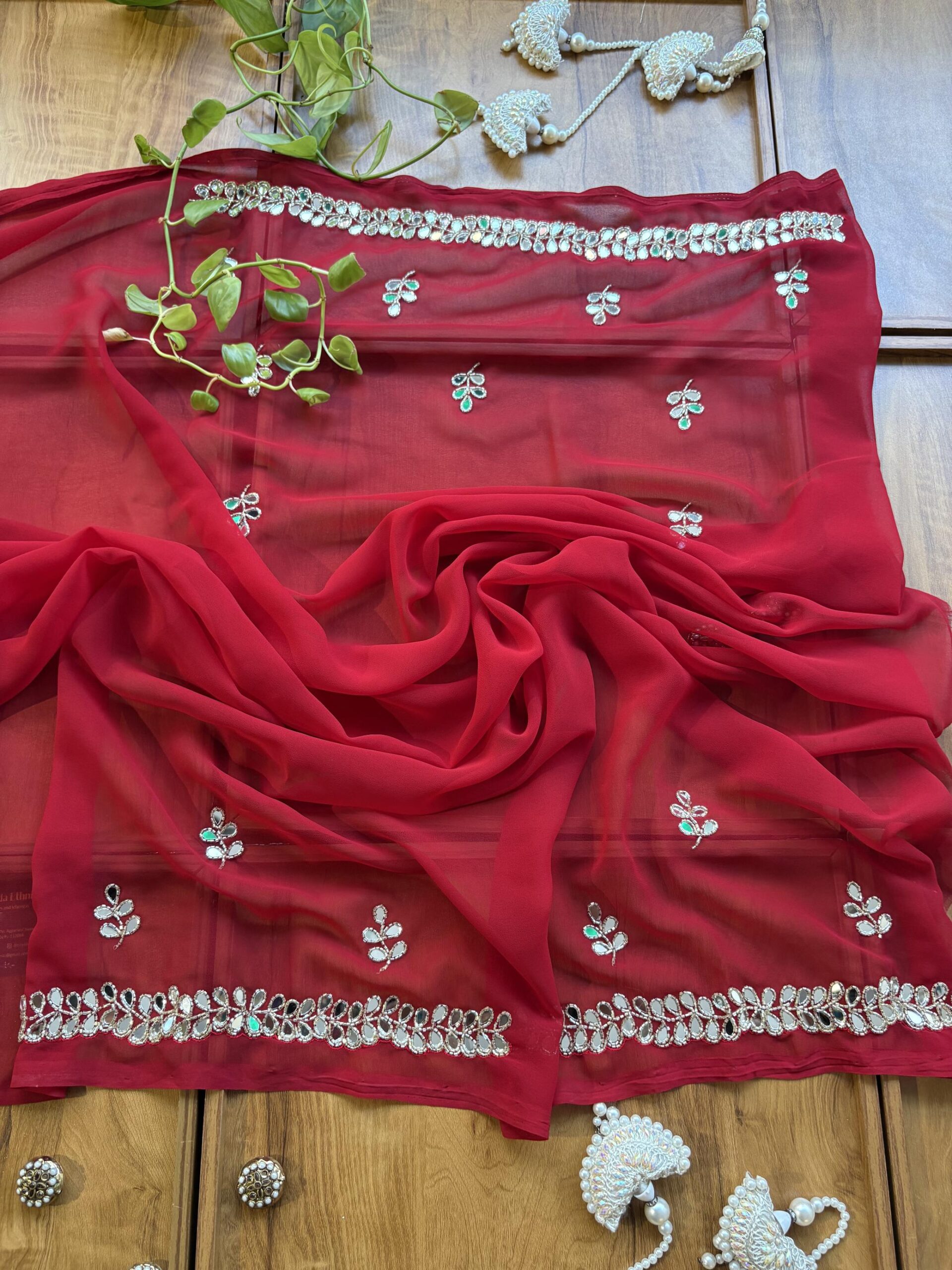 Red Georgette Handwork Mirror Border Saree - Image 5