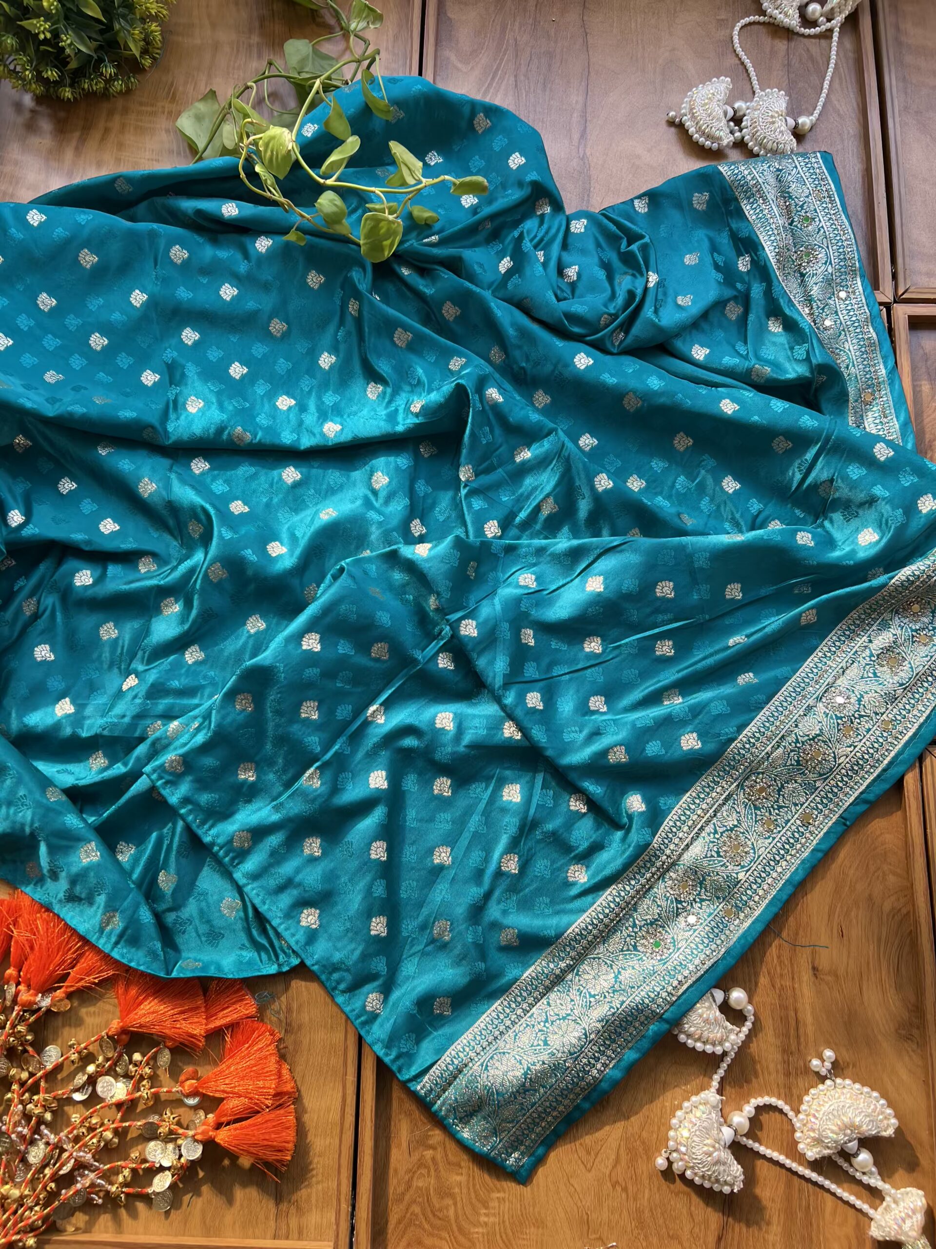 Firozi Blue Satin Silk Woven Zari Meenakari Saree with Heavy Dupatta - Image 7