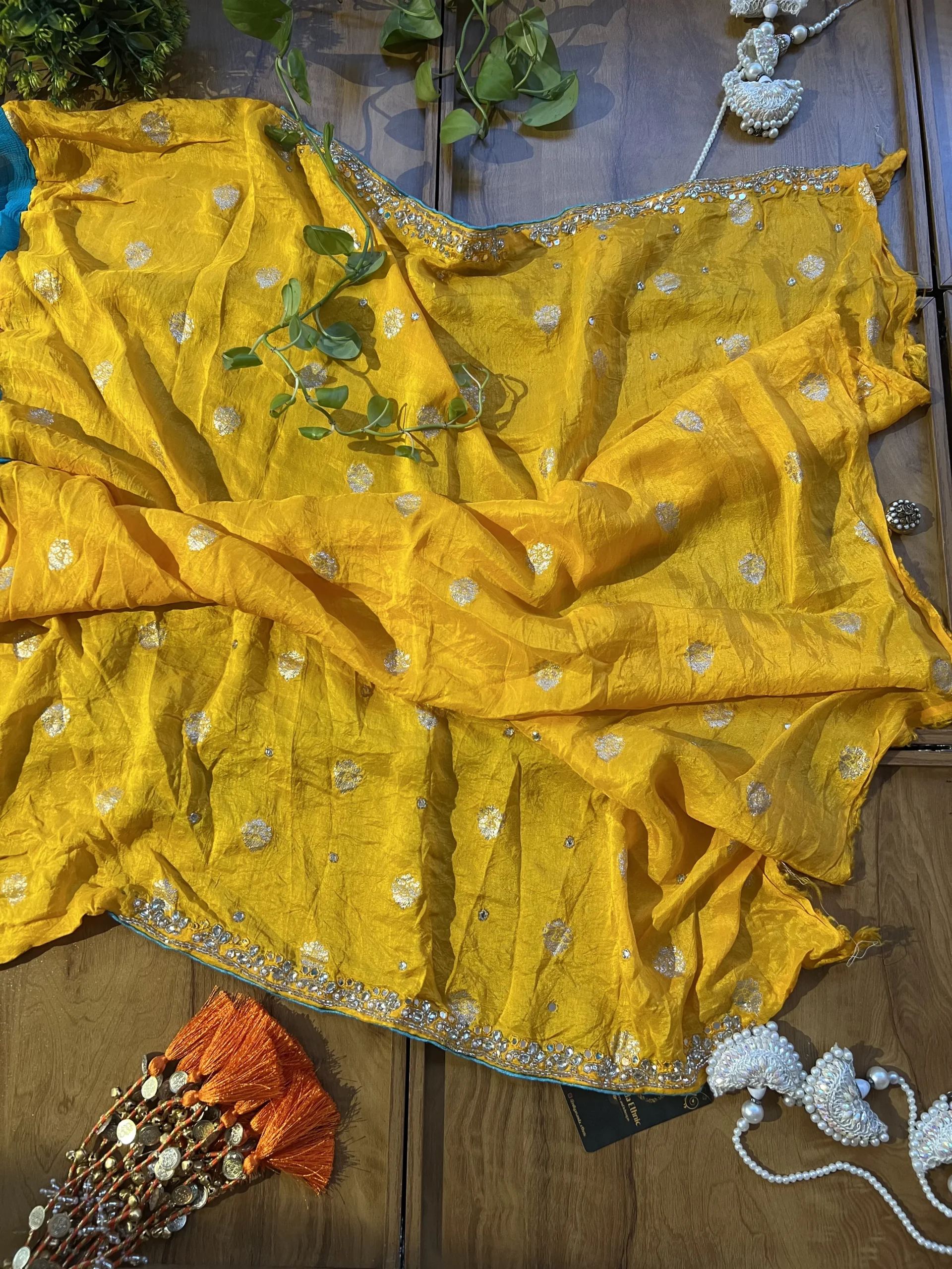 Firozi Chiffon Bandhani Handwork Lightweight Saree with Mustard Yellow Blouse - Image 2