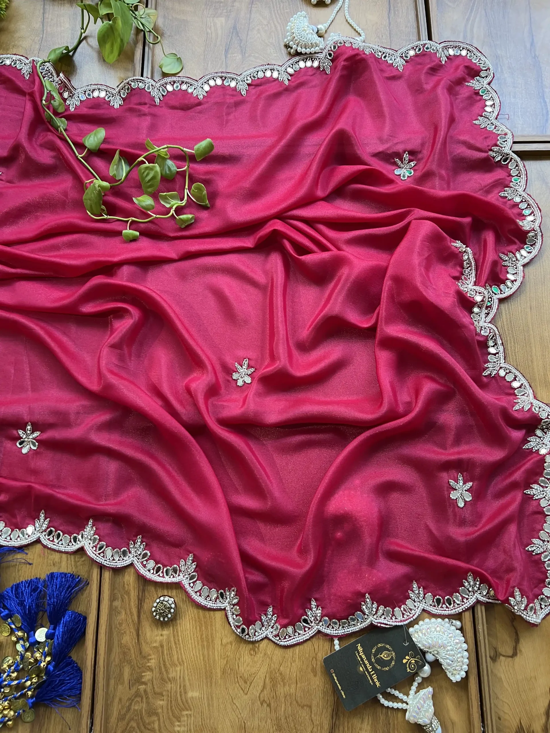 Cherry Red Crepe Silk Karwa Chauth Handwork Mirror Border Saree - Image 4