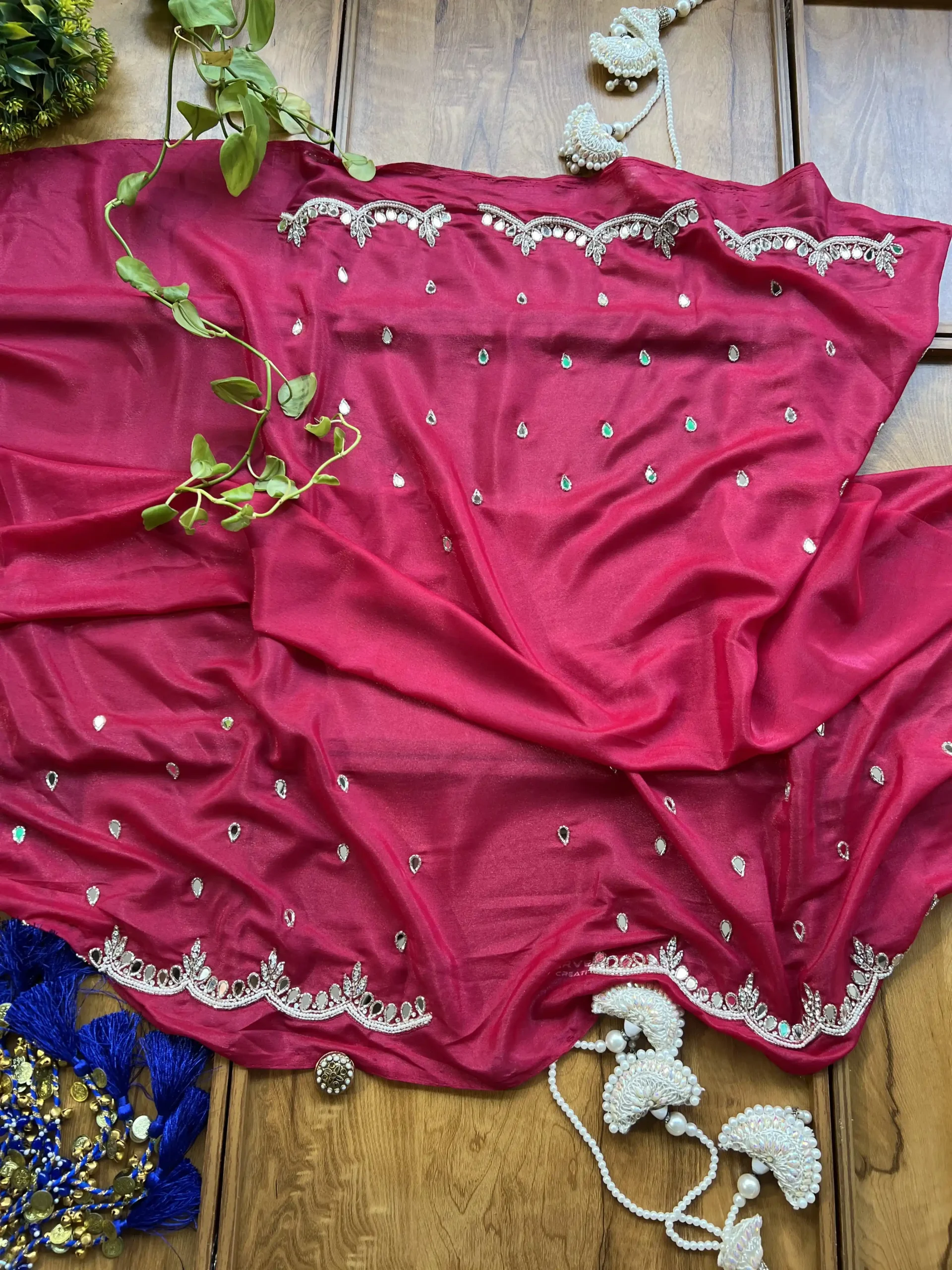 Cherry Red Crepe Silk Karwa Chauth Handwork Mirror Border Saree - Image 5