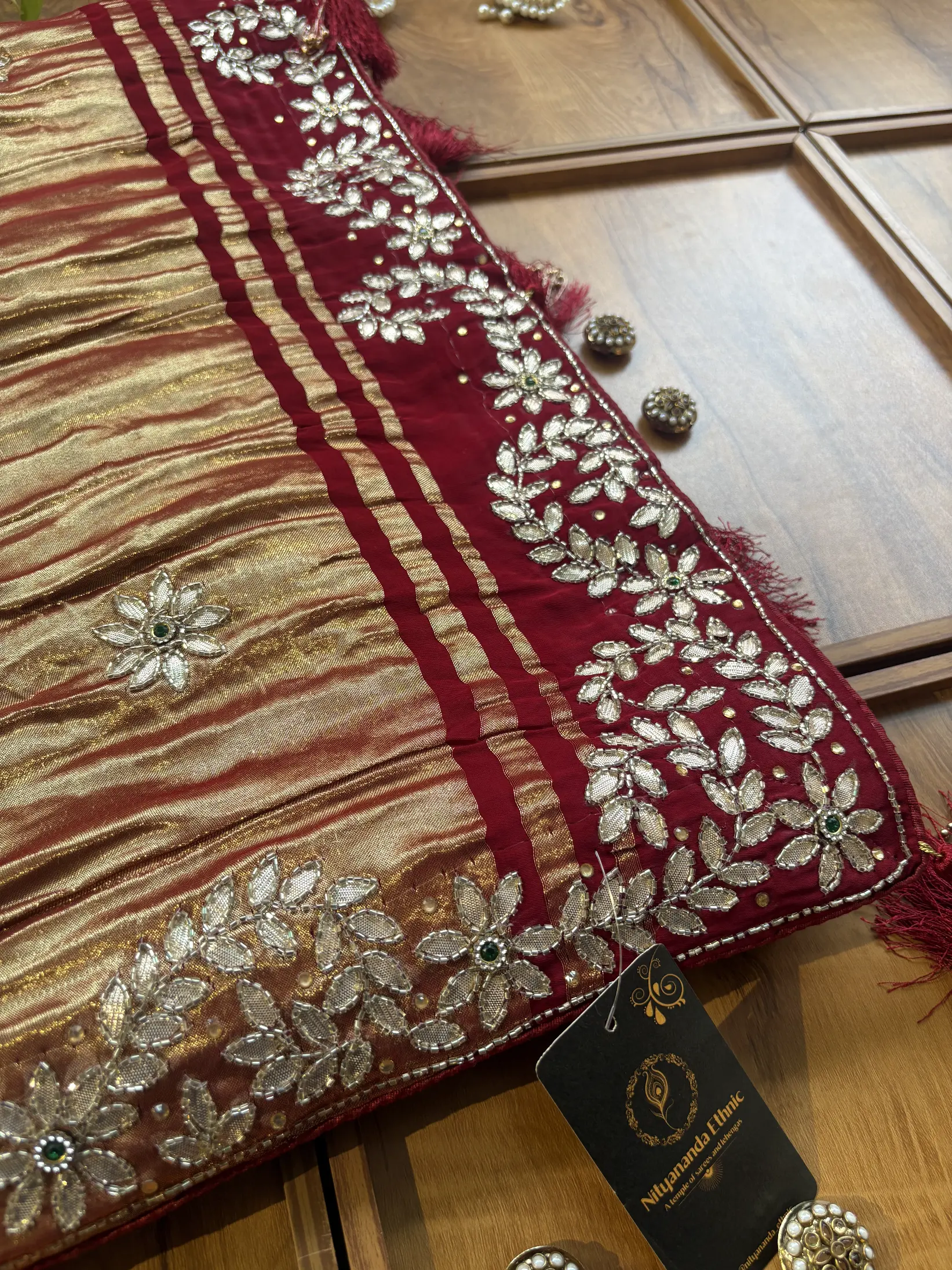 Maroon Gajji Silk Lakdi Patta Handwork Bandhani Gota Saree - Image 2